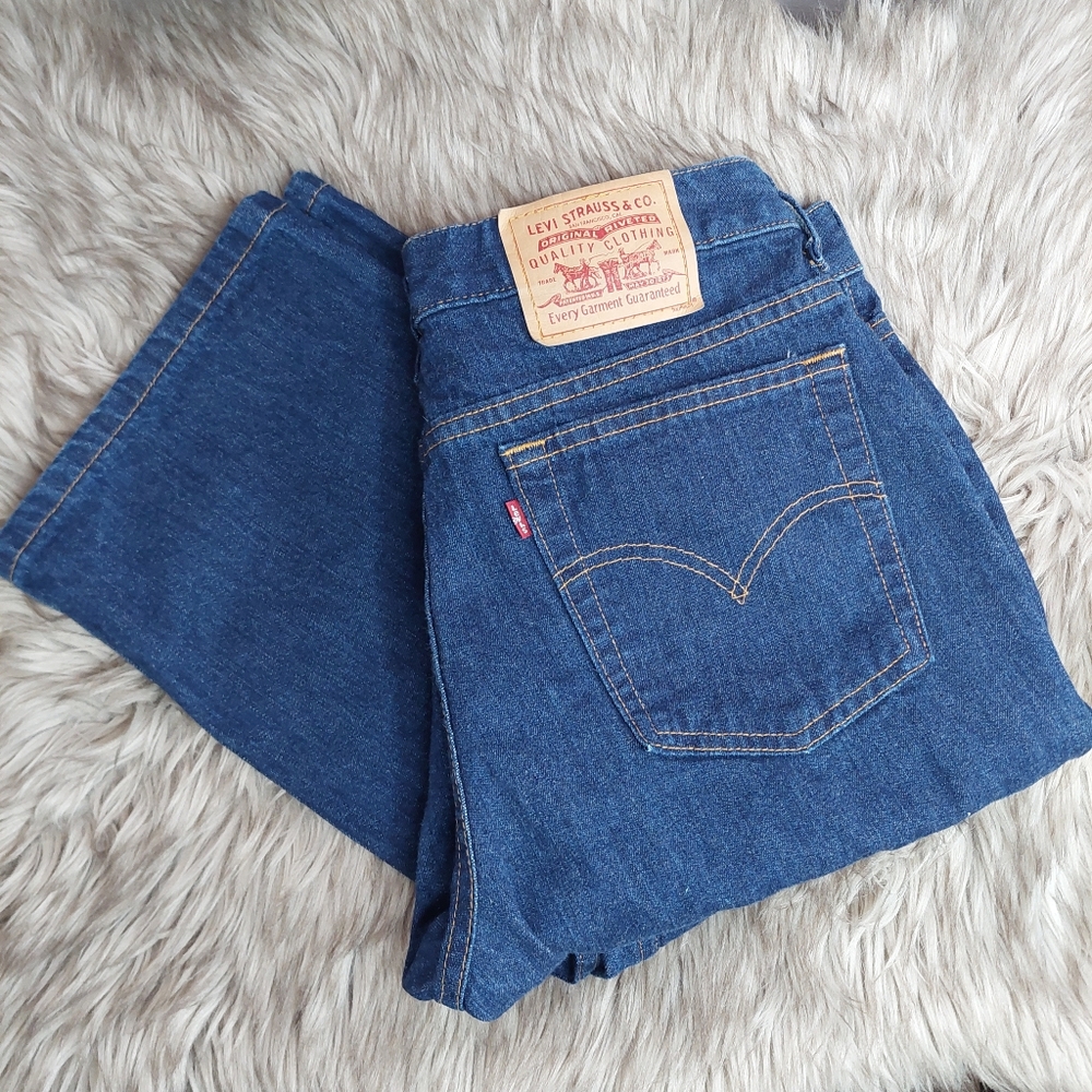 Levis Canada 201 Womens Straight Dark Wash Jeans 13M Red Tab 31 inch Waist